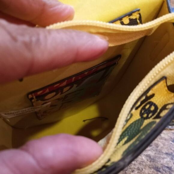 LE MIEL VEGAN APPROVED CROSS BODY HANDBAG - Picture 7 of 13